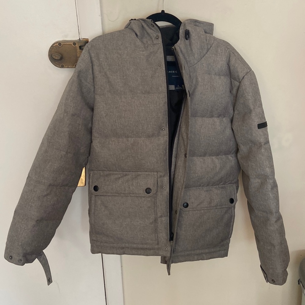 AE grey puffer jacket